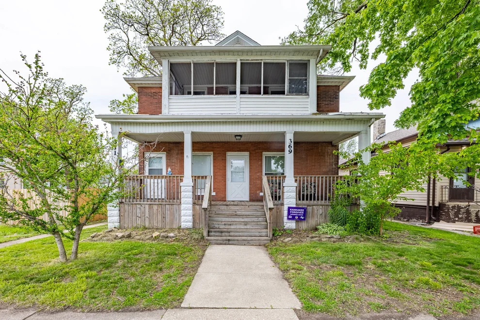 Unit for sale at 369-371 S 3rd Avenue S, Kankakee, IL 60901