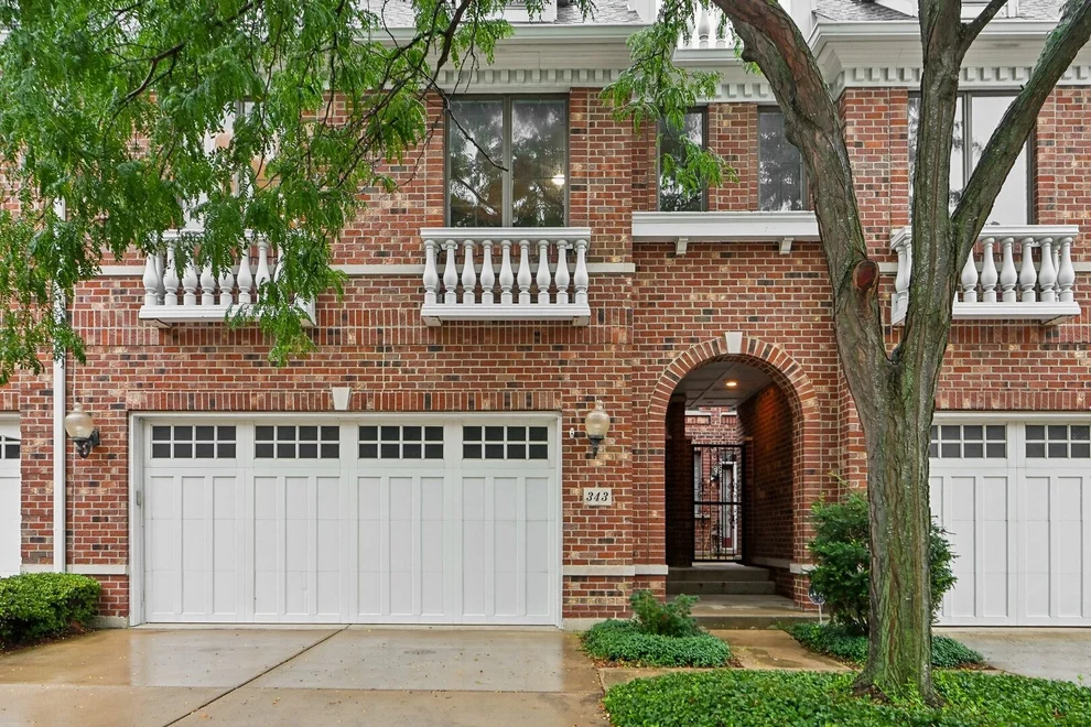 Unit for sale at 343 Arbor Glen Boulevard, Schaumburg, IL 60195