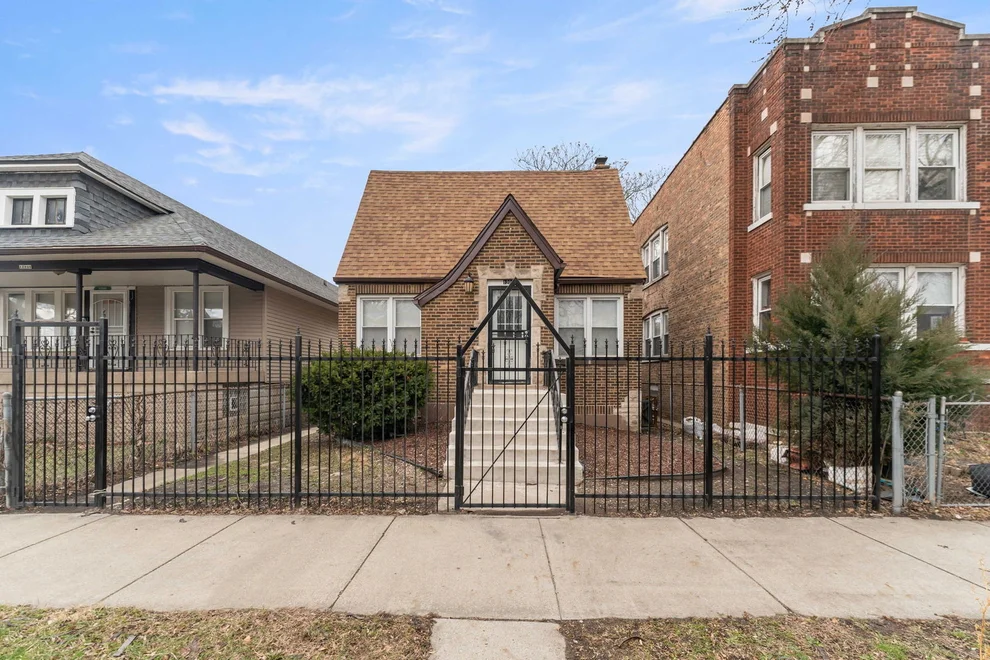 Unit for sale at 12044 S Perry Avenue, Chicago, IL 60628