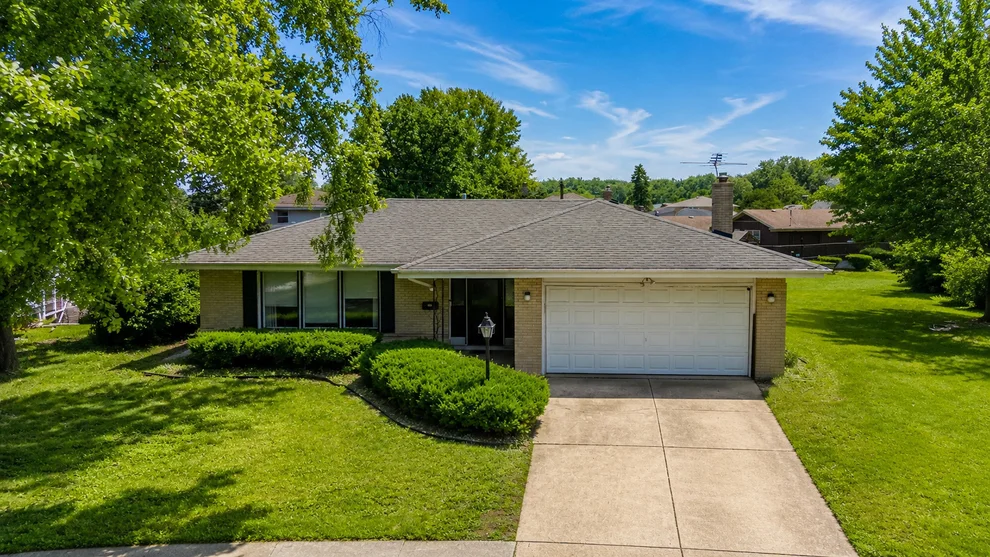 Unit for sale at 1161 E 171st Court, South Holland, IL 60473