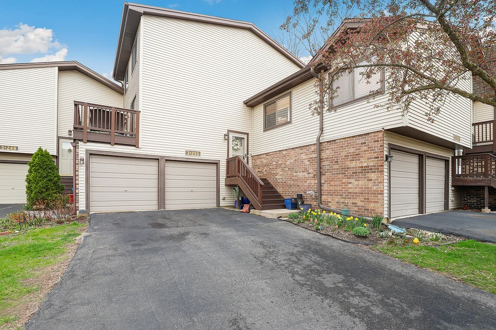 Unit for sale at 3S255 Briarwood Drive, Warrenville, IL 60555