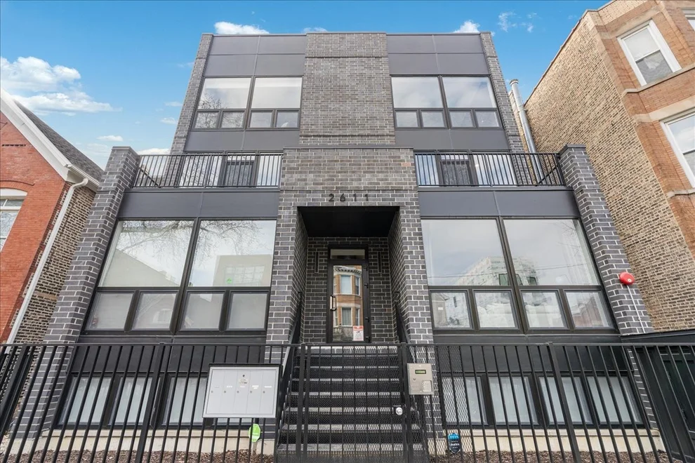 Unit for sale at 2611 W Haddon Avenue, Chicago, IL 60622