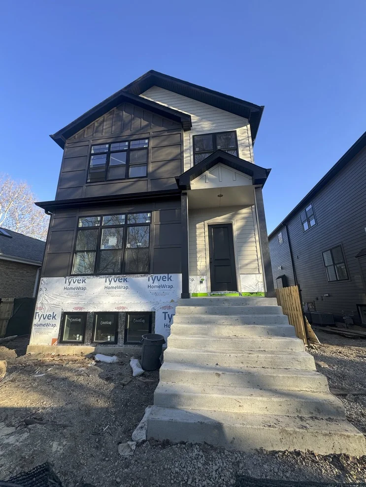 Unit for sale at 6553 N Oliphant Avenue, Chicago, IL 60631