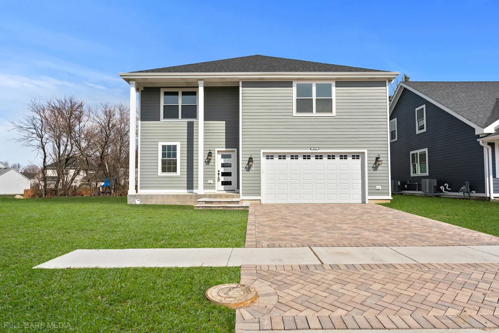Unit for sale at 4016 Faith Lane, St. Charles, IL 60174