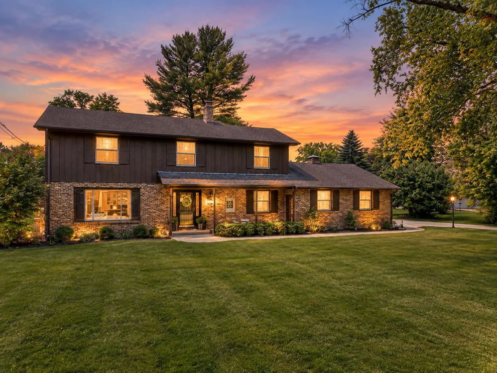 Unit for sale at 15 Oaklane Drive, Ottawa, IL 61350