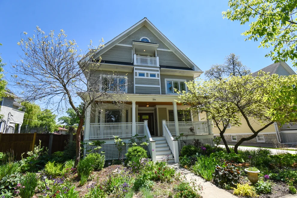 Unit for sale at 534 N Marion Street, Oak Park, IL 60302
