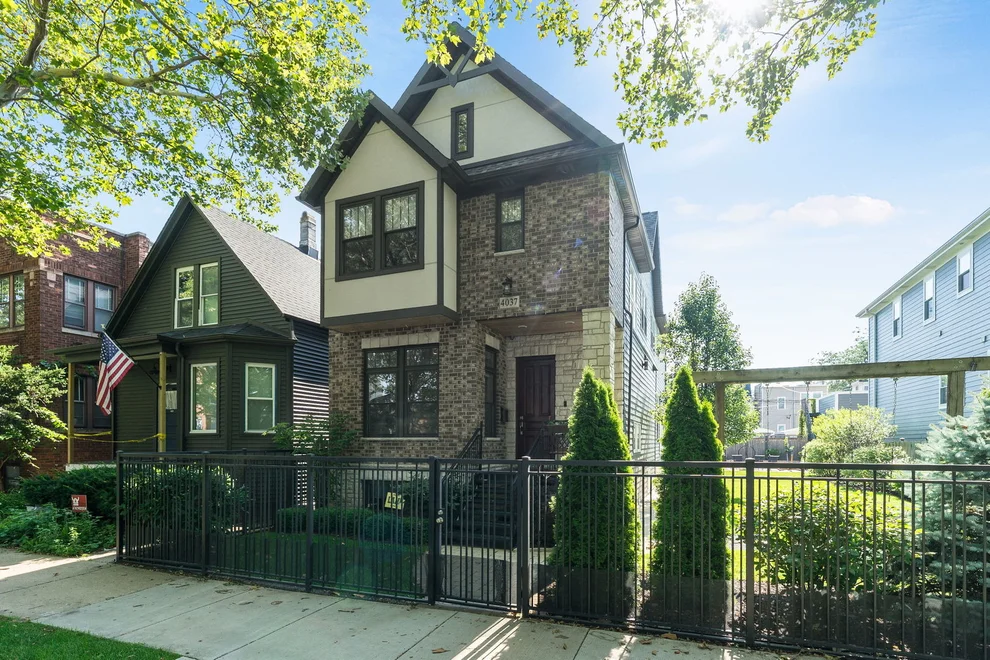 Unit for sale at 4037 N Richmond Street, Chicago, IL 60618