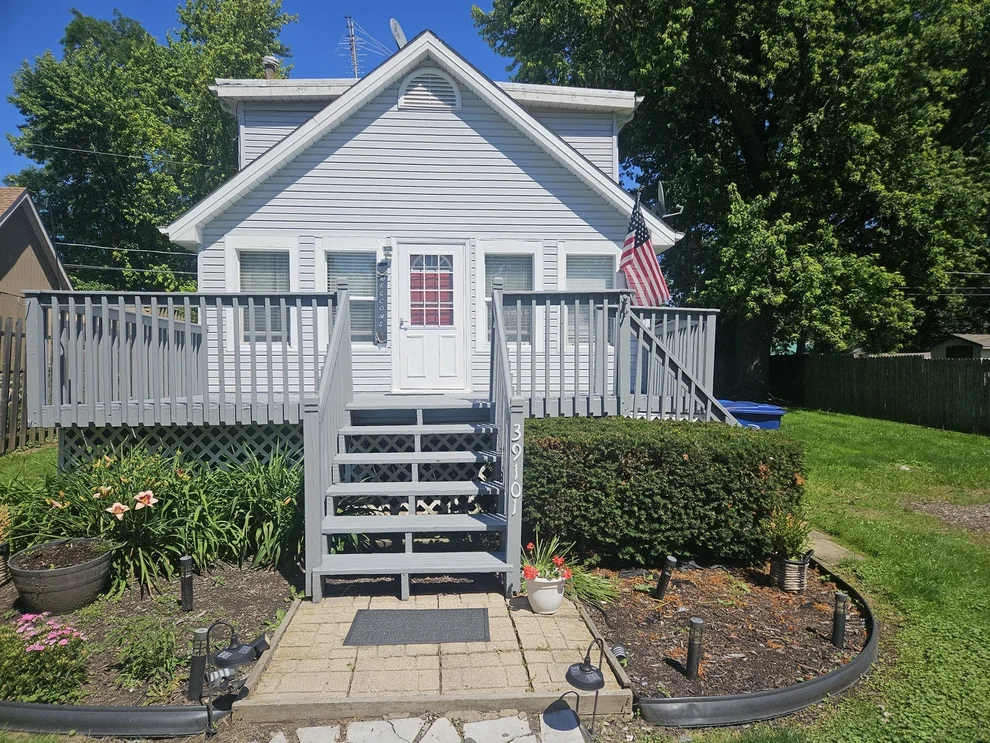 Unit for sale at 39101 N Walnut Street, Lake Villa, IL 60046