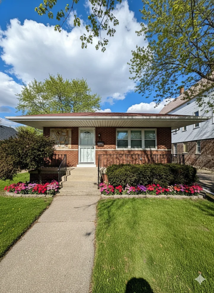 Unit for sale at 340 155th Place, Calumet City, IL 60409