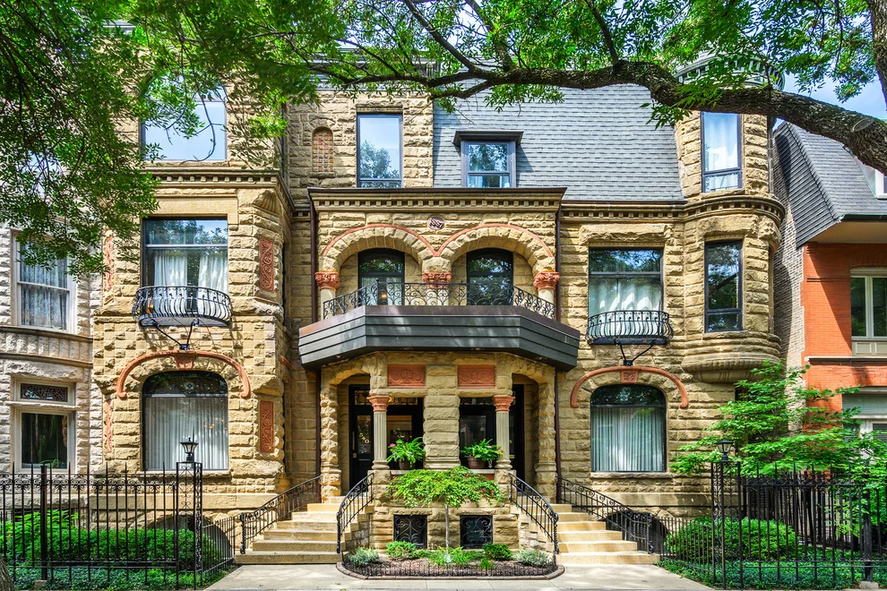 Unit for sale at 540 W Belden Avenue, Chicago, IL 60614