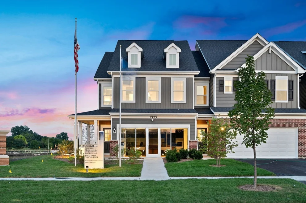 Unit for sale at 5906 Hawkweed Drive, Naperville, IL 60564