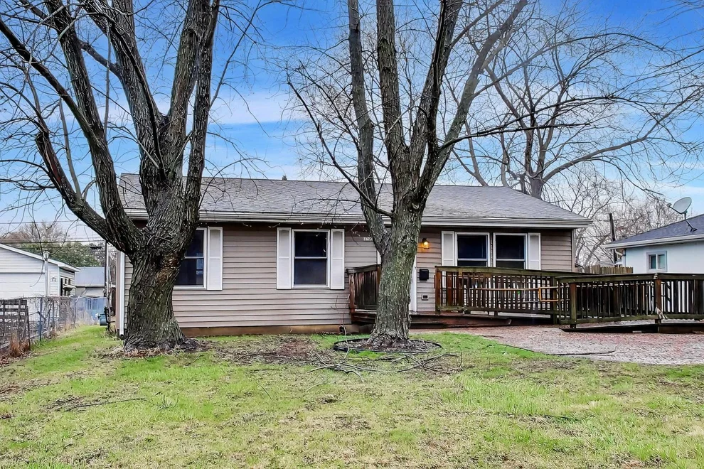 Unit for sale at 37182 N Il Route 59, Lake Villa, IL 60046