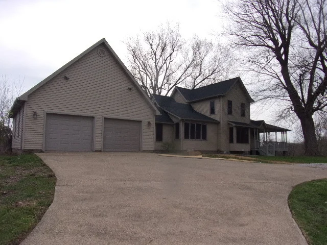 Unit for sale at 6227 N Andrews Lane, Brimfield, IL 61517