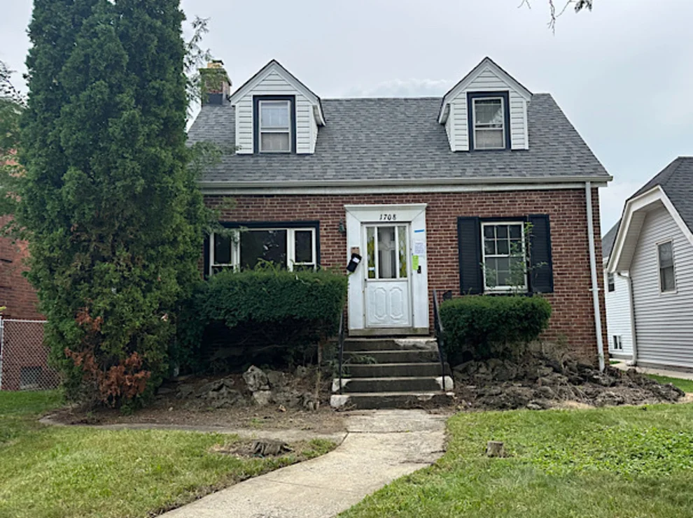 Unit for sale at 1708 Washington Boulevard, Maywood, IL 60153