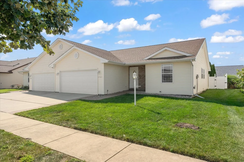 Unit for sale at 1701 E Lexington Drive, Urbana, IL 61802