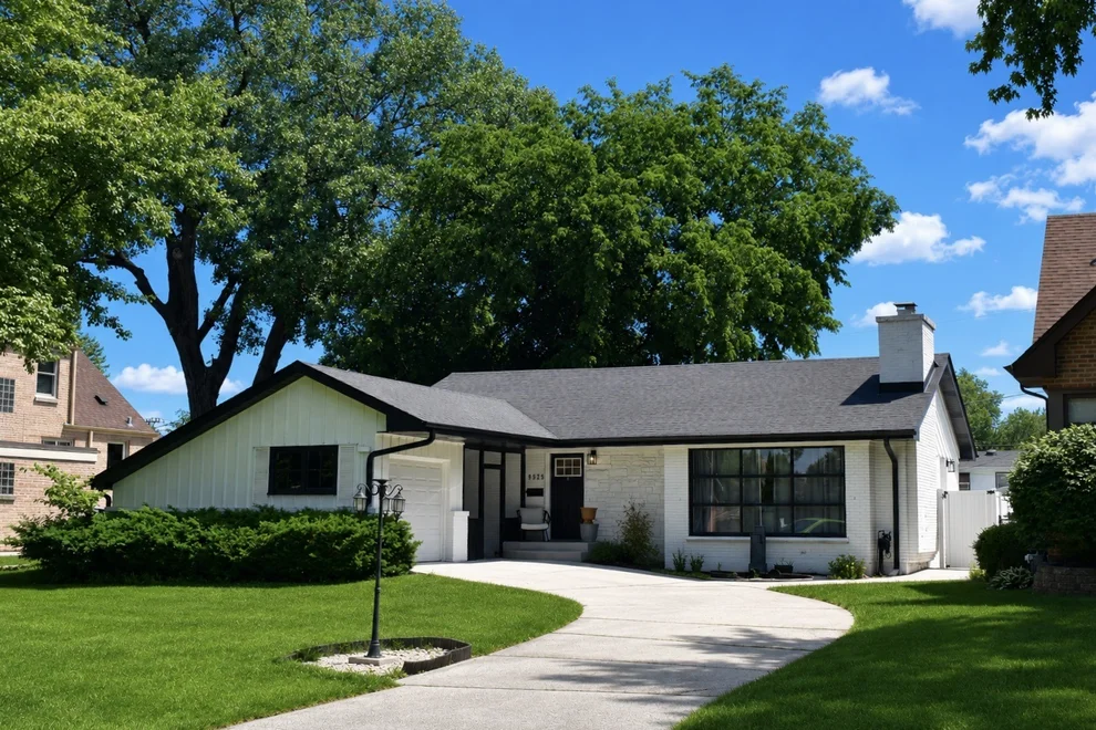 Unit for sale at 9525 Parkside Avenue, Oak Lawn, IL 60453