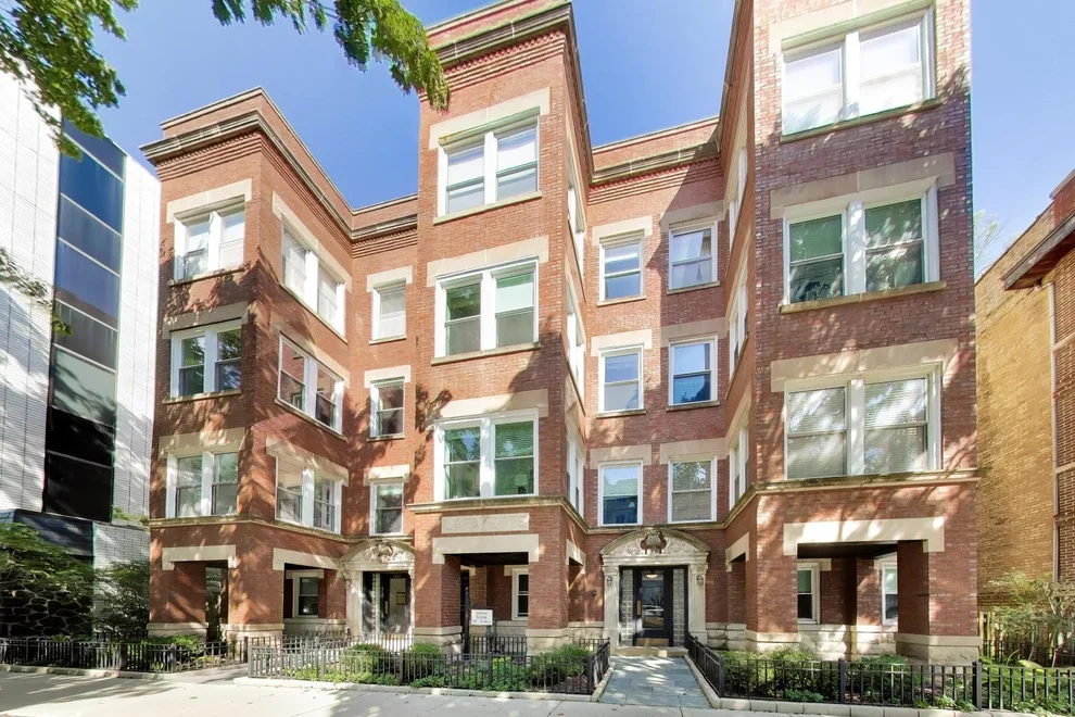 Unit for sale at 1507 Maple Avenue, Evanston, IL 60201