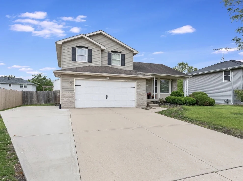 Unit for sale at 1811 Cumberland Drive, Plainfield, IL 60586