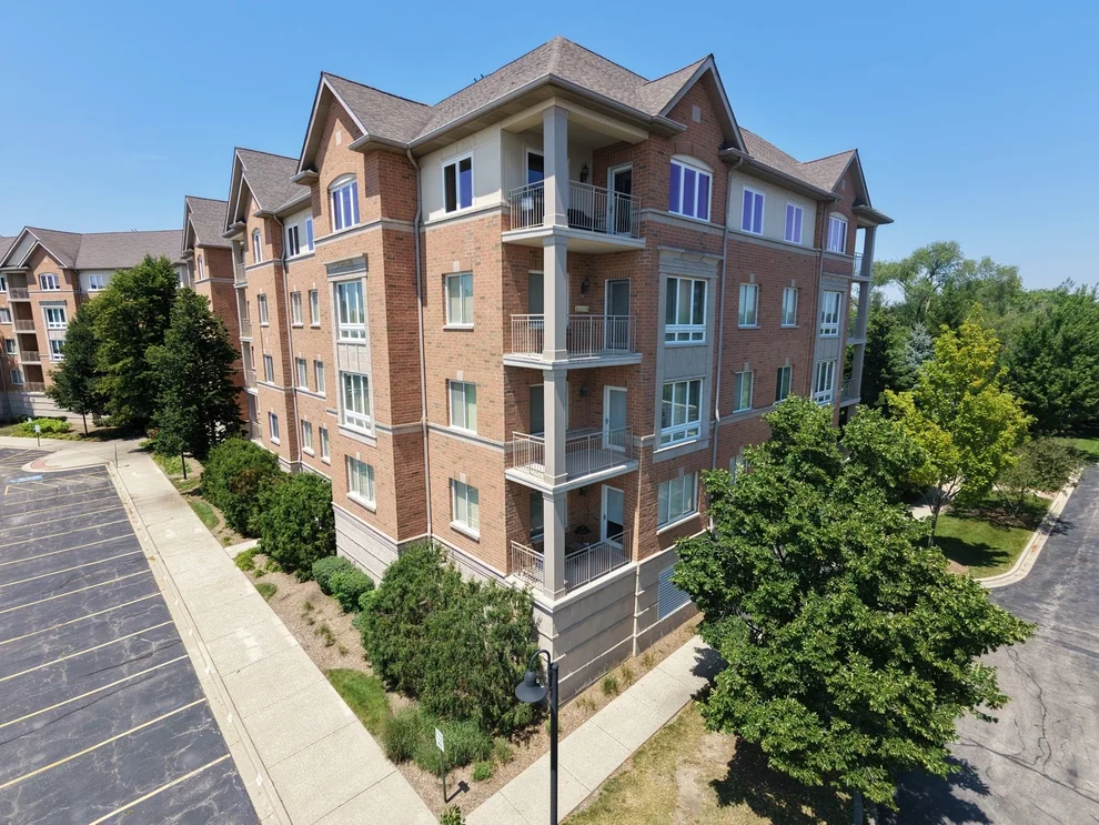 Unit for sale at 125 N Buffalo Grove Road, Buffalo Grove, IL 60089