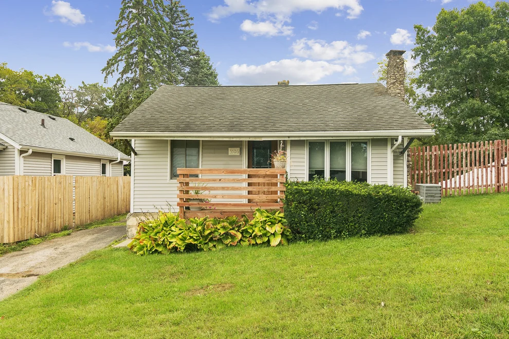 Unit for sale at 5506 E Lake Shore Drive, Wonder Lake, IL 60097