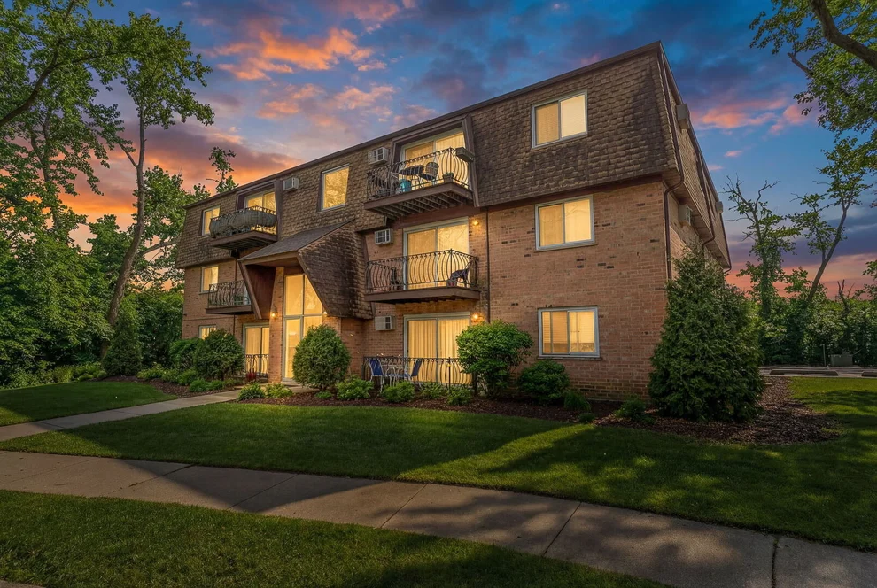 Unit for sale at 4809 ENGLE Road, Alsip, IL 60803