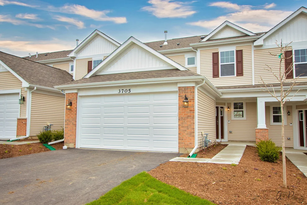 Unit for sale at 3904 Monica Lane, Johnsburg, IL 60051