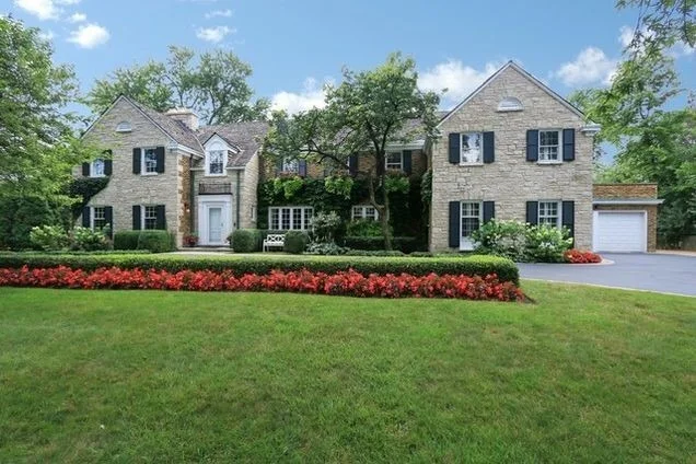Unit for sale at 965 Castlegate Court, Lake Forest, IL 60045
