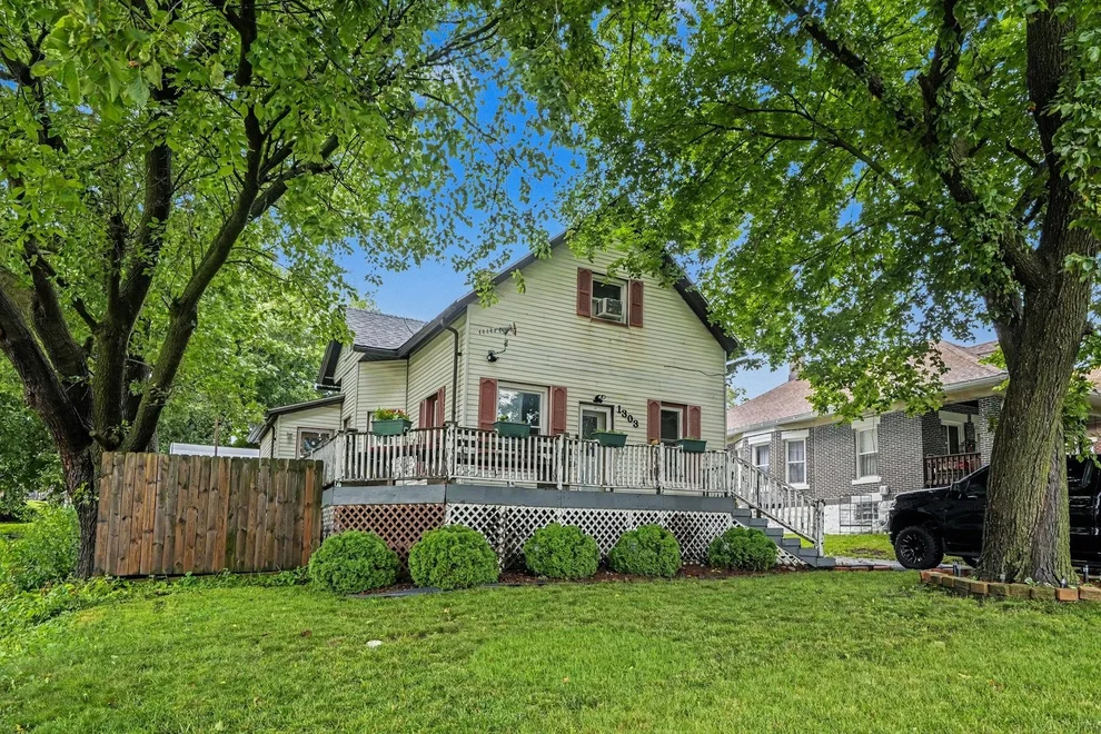 Unit for sale at 1303 Cora Street, Joliet, IL 60435