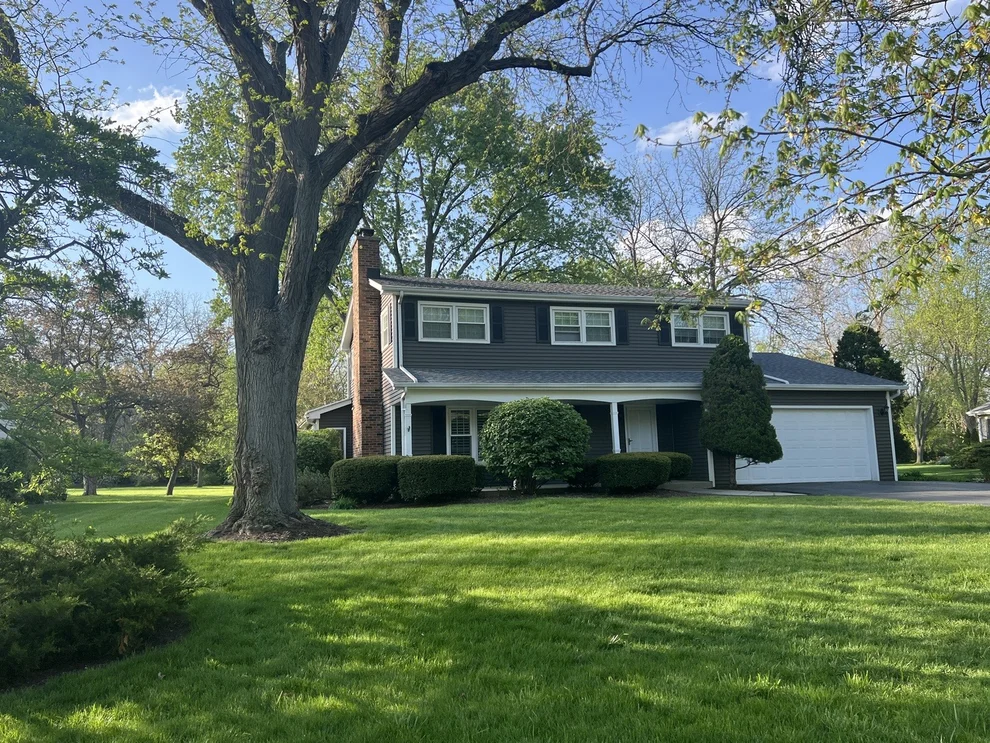 Unit for sale at 26W164 Tomahawk Drive, Wheaton, IL 60189