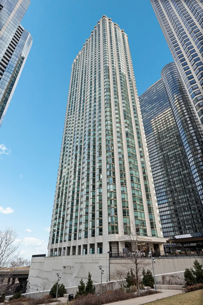 Unit for sale at 195 N HARBOR Drive, Chicago, IL 60601