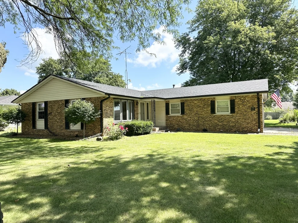 Unit for sale at 1130 Cardinal Drive, Bourbonnais, IL 60914