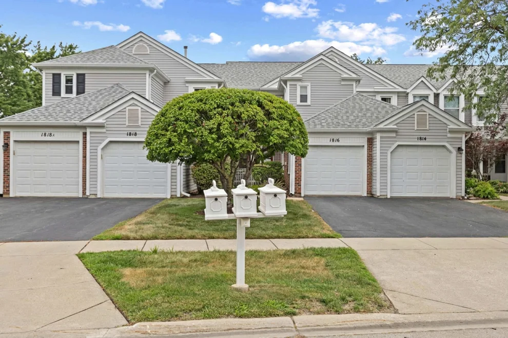 Unit for sale at 1816 Vermont Drive, Elk Grove Village, IL 60007