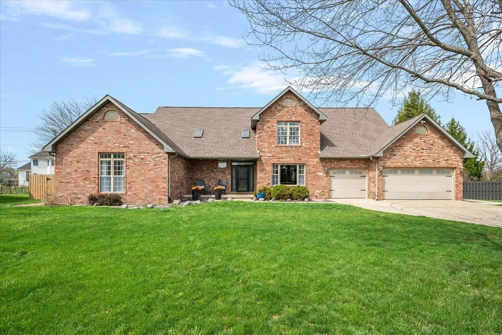 Unit for sale at 4713 Bears Paw Court, Springfield, IL 62711