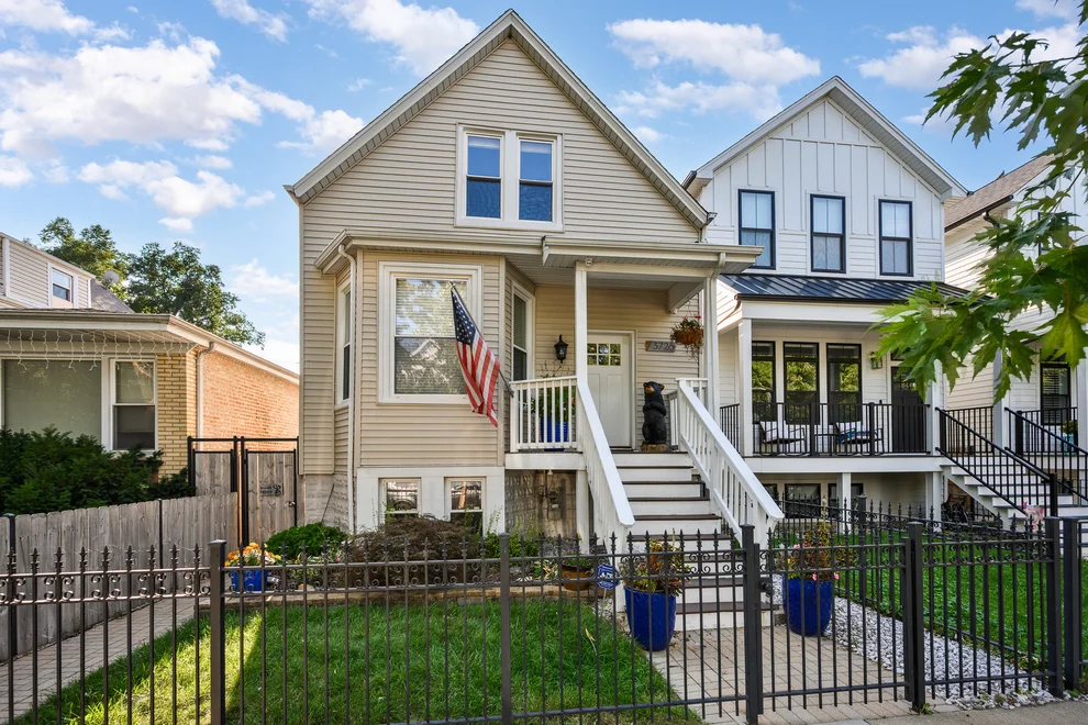 Unit for sale at 3726 N Albany Avenue, Chicago, IL 60618