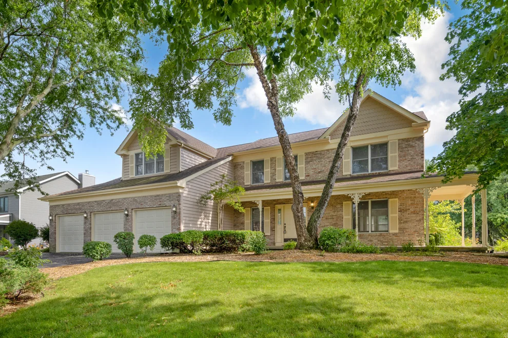 Unit for sale at 727 Jamestowne Road, Sleepy Hollow, IL 60118
