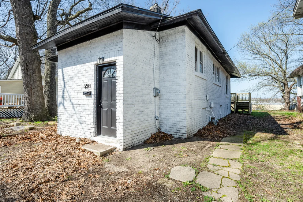 Unit for sale at 550 Sherman Court, Benton Harbor, MI 49022