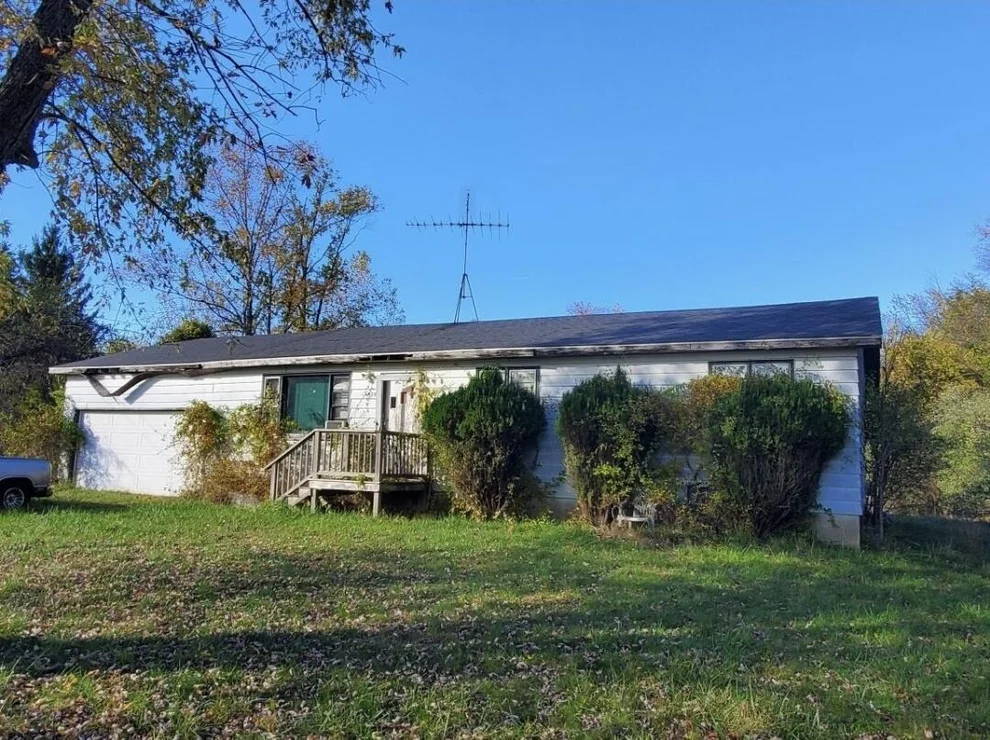 Unit for sale at 1825 Roberts Avenue, Benton Harbor, MI 49022
