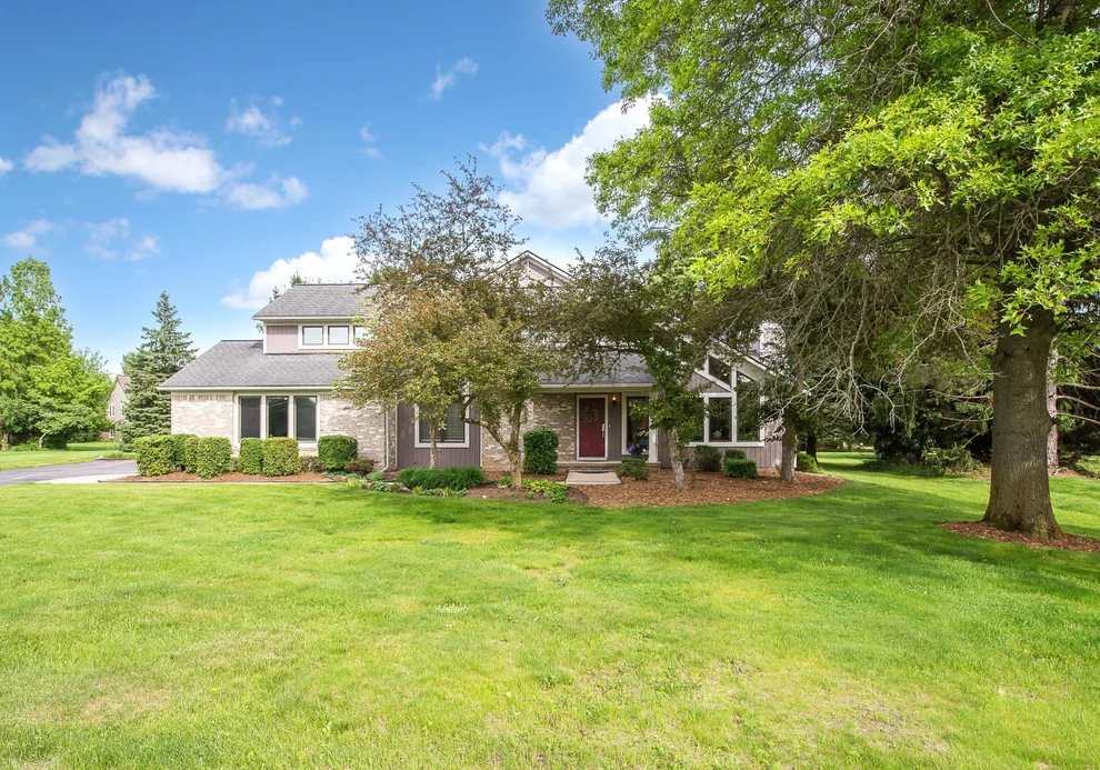 Unit for sale at 5676 Overbrook Court, Ann Arbor, MI 48105