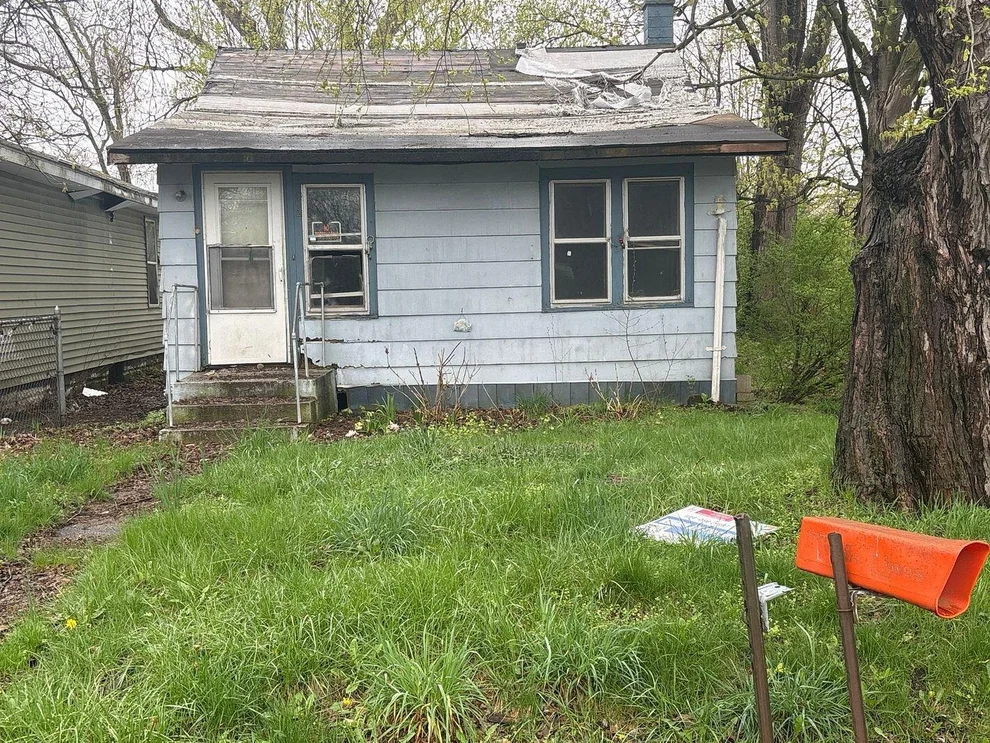 Unit for sale at 282 Chestnut Street, Benton Harbor, MI 49022