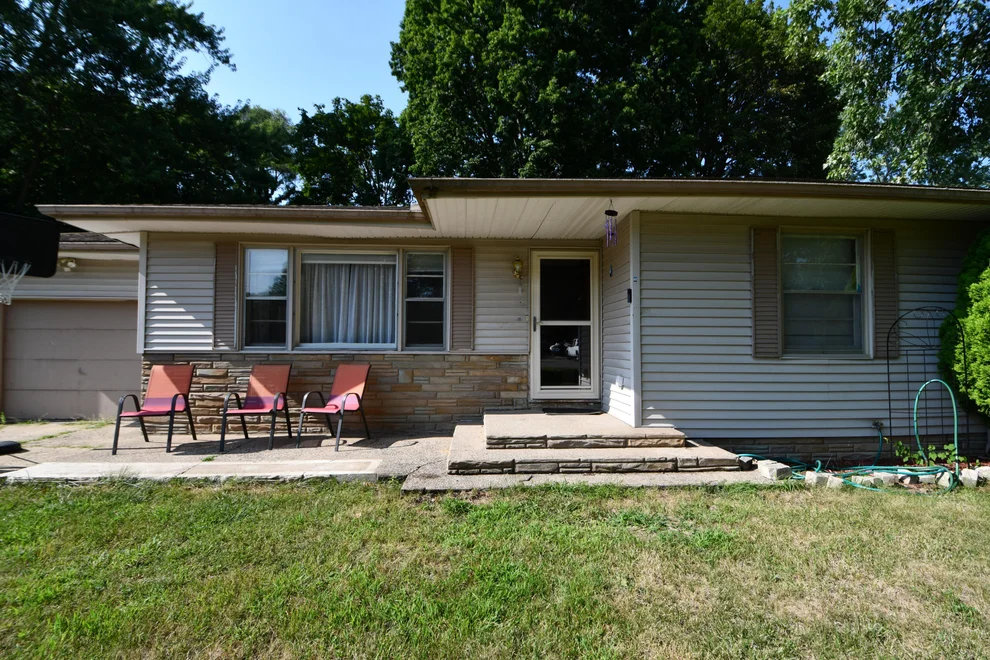 Unit for sale at 233 Hunter Drive, Benton Harbor, MI 49022