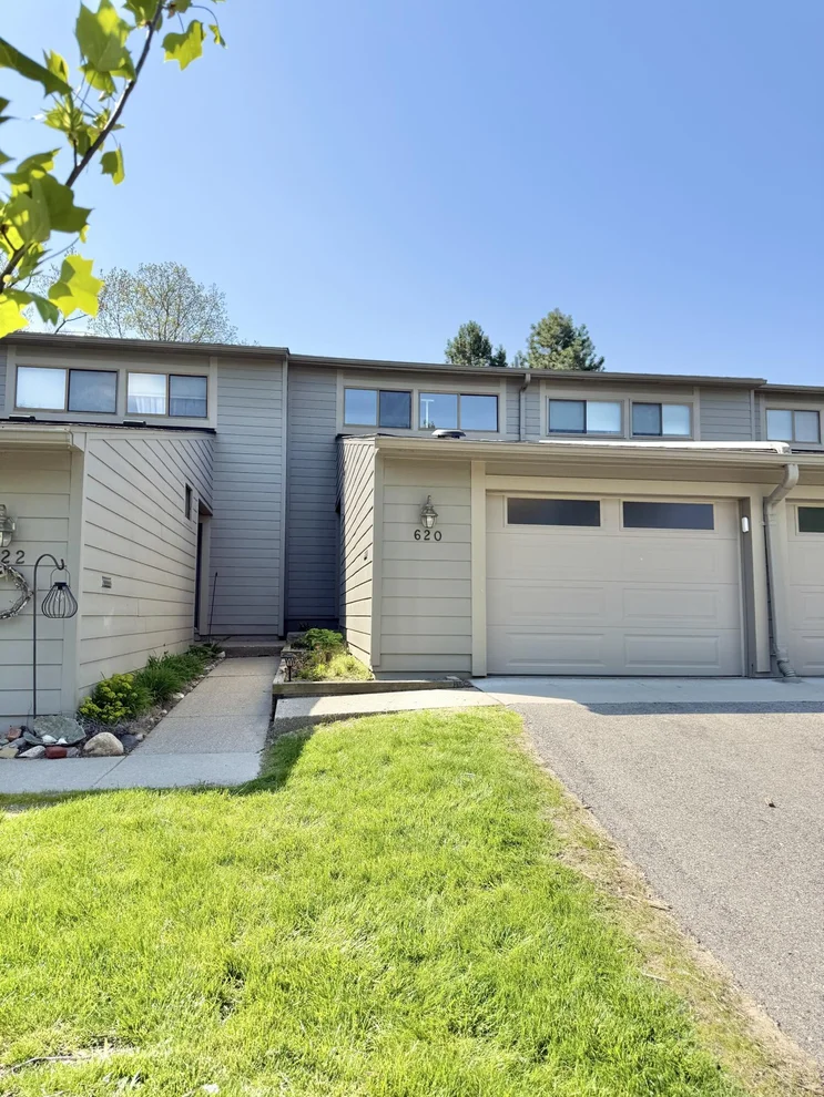 Unit for sale at 620 Watersedge Drive, Ann Arbor, MI 48105