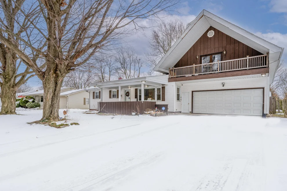 Unit for sale at 966 Wedgewood Road, St. Joseph, MI 49085