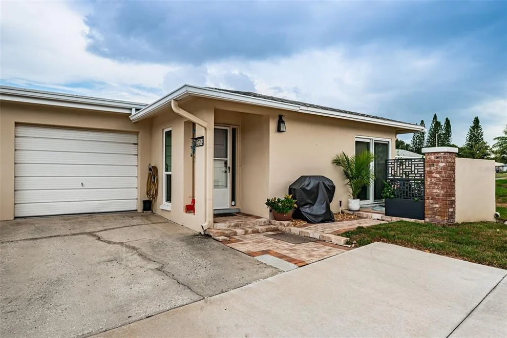 Unit for sale at 2735 SHERBROOKE LANE, PALM HARBOR, FL 34684