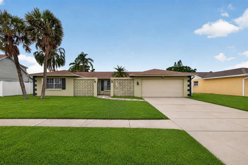 Unit for sale at 4724 SOAPSTONE DRIVE, TAMPA, FL 33615