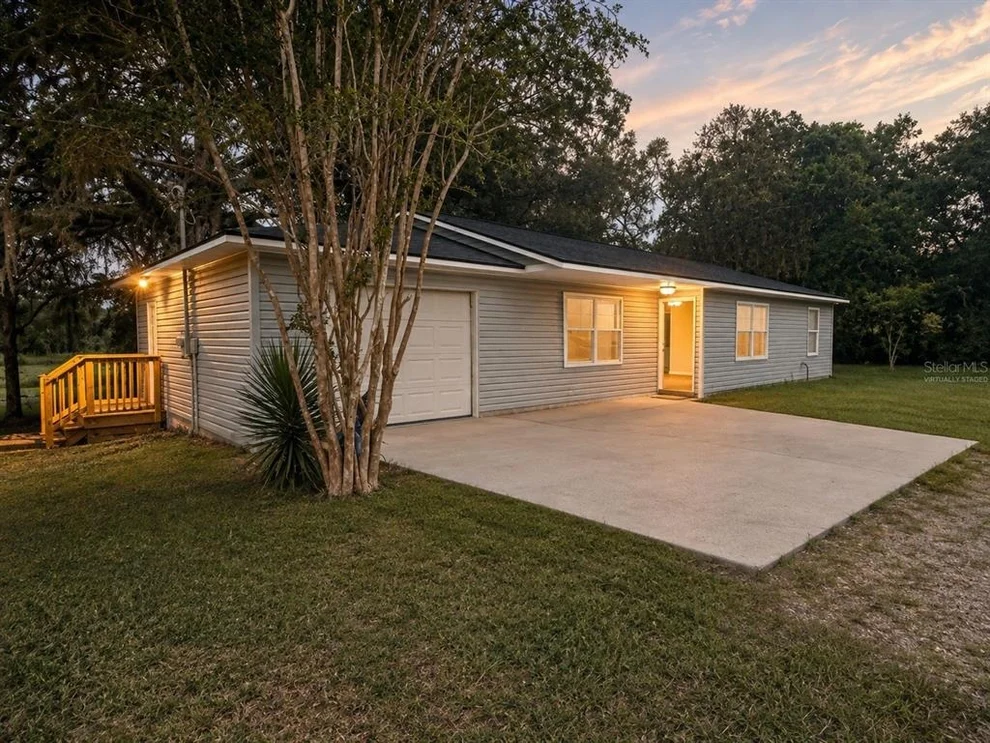 Unit for sale at 8577 NE 157TH COURT, SILVER SPRINGS, FL 34488
