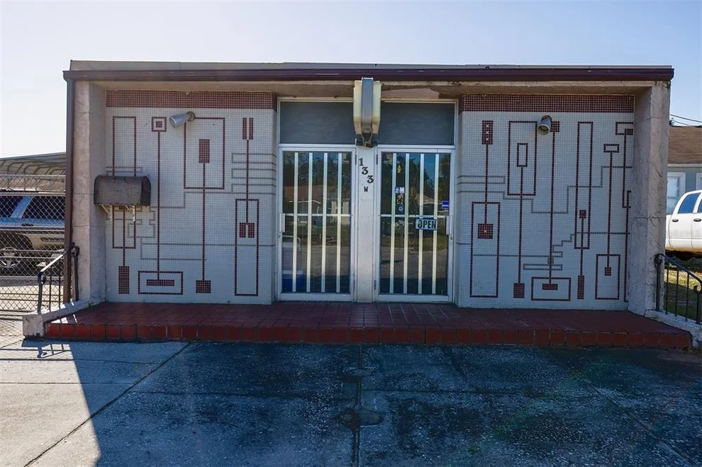 Unit for sale at 133 W STUART AVENUE, LAKE WALES, FL 33853