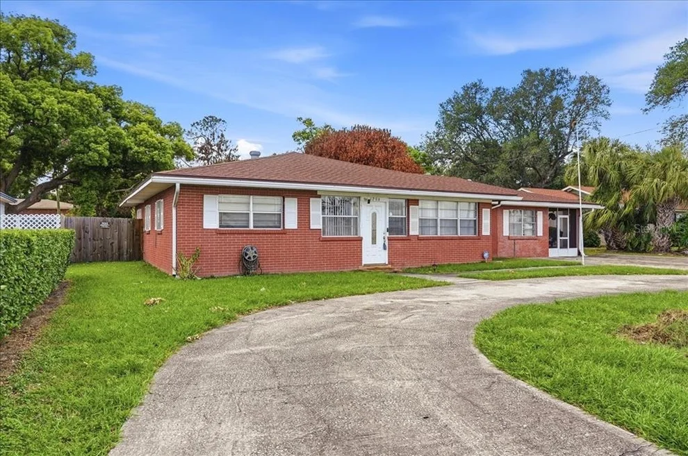 Unit for sale at 1206 W LAKE PARKER DRIVE, LAKELAND, FL 33805