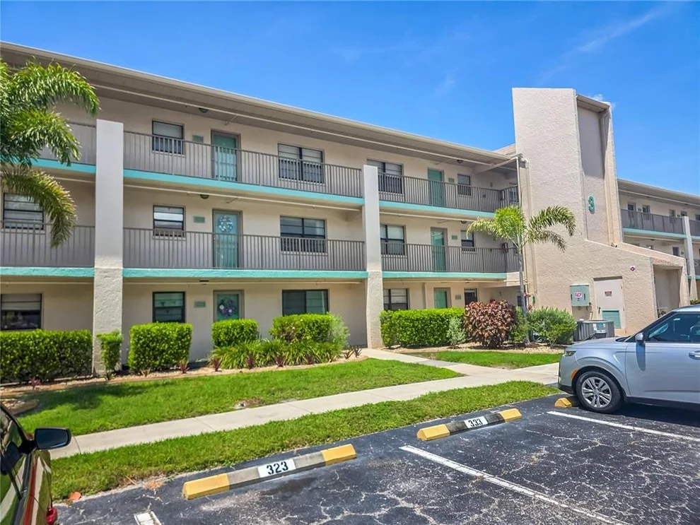 Unit for sale at 175 KINGS HIGHWAY, PUNTA GORDA, FL 33983