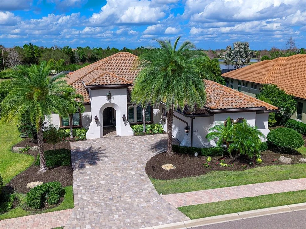 Unit for sale at 16613 BERWICK TERRACE, LAKEWOOD RANCH, FL 34202