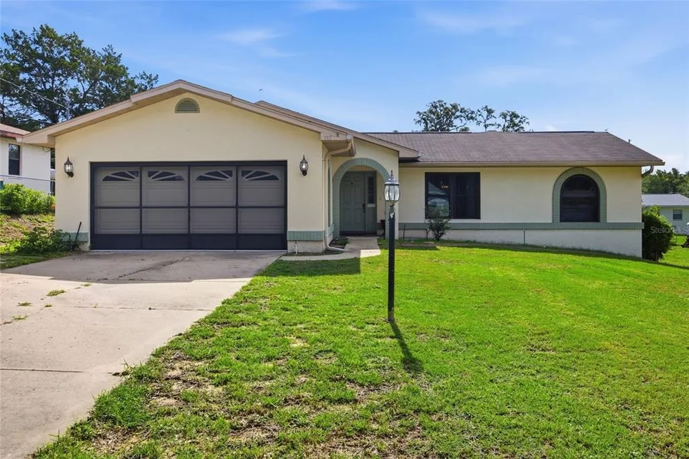 Unit for sale at 712 MAGNOLIA AVENUE, INVERNESS, FL 34452